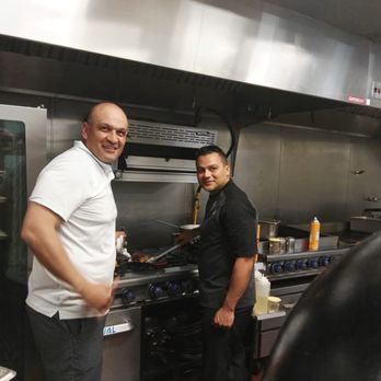 Estrella Restaurante - In Chef Omar's Kitchen.... what an honor in making memories!!!!! - Mexican Near Me - Cabo San Lucas, BCS