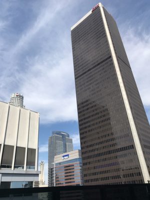 800 Wilshire Building