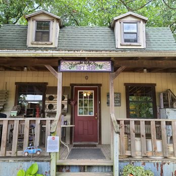 Lavender Ridge Farms - Gift shop - Nurseries & Gardening Near Me - Gainesville, Texas Lavender Ridge Farms - Gift shop - Nurseries & Gardening Near Me - Gainesville, Texas
