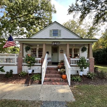 Astraea Coffee - Coffee & Tea Near Me - Virginia Beach, Virginia