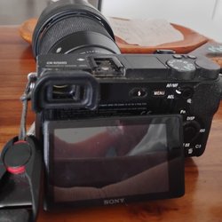 Back of Sony A6500