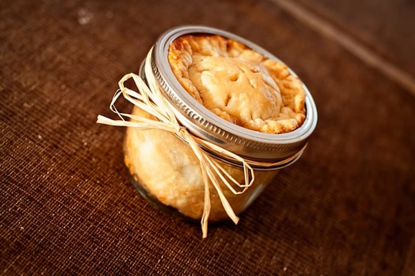 Sara's Bakery - featuring Tipsy Pies by null