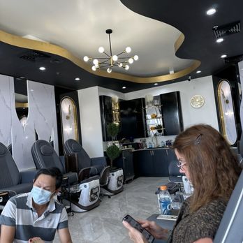 Julie's Nails and Spa - Lots of warmth - Nail Salons Near Me - Vancouver, Washington Julie's Nails and Spa - Lots of warmth - Nail Salons Near Me - Vancouver, Washington