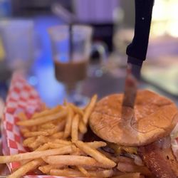 Playmakers - Ridgefield - Betta chedda burger with fries