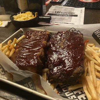 SafeHouse - Blowback BBQ Rack Ribs - Burgers Near Me - Milwaukee, Wisconsin