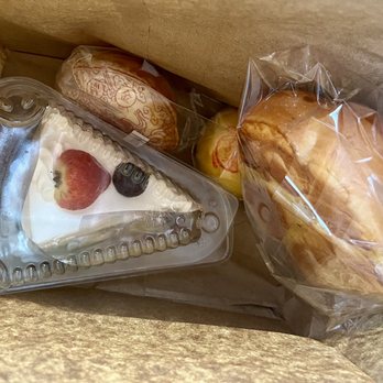 Kee Wah Bakery - Cupertino - Bakeries Near Me - Cupertino, California Kee Wah Bakery - Cupertino - Bakeries Near Me - Cupertino, California