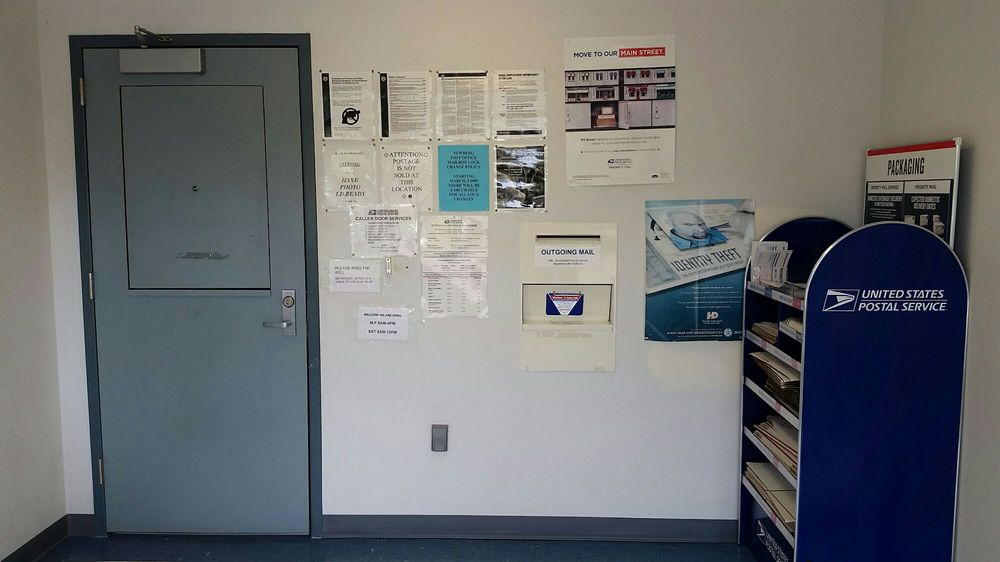 US POST OFFICE Updated October 2024 116 N Everest St, Newberg