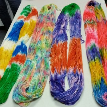Kid Ewe Knot - Dye your own yarn class! - Knitting Supplies Near Me - Bridgeville, Pennsylvania