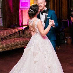 Amplified Events - DJs & Lighting - Add up lighting to your package to create a beautiful pop of color & atmosphere at your wedding!