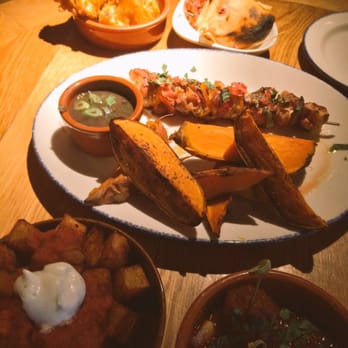 Revolución de Cuba - Manchester - feast (2016) - Cuban Near Me - Manchester, XGM