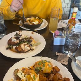 Crab Cake Benedict