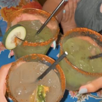 Las Perlas - Tragos - Lounges Near Me - Los Angeles, California
