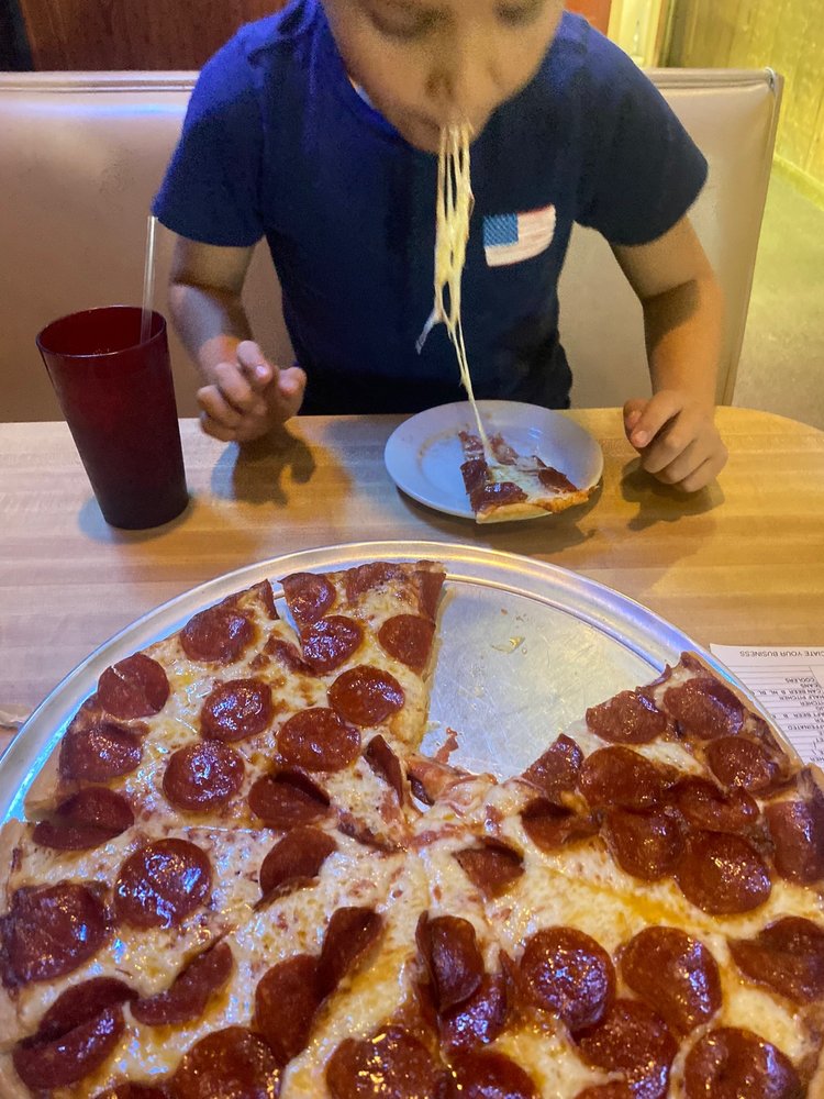 Pizza Village Logo