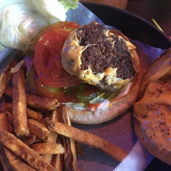 Ziggy's Bar & Grill - American Near Me - Marseilles, Illinois
