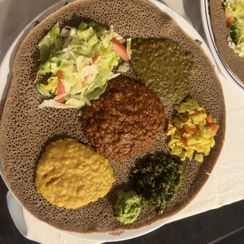 Lalibela Ethiopian Restaurant - Vegetarian Combo - Ethiopian Near Me - Omaha, Nebraska