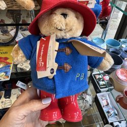 Anna Davies - Paddington