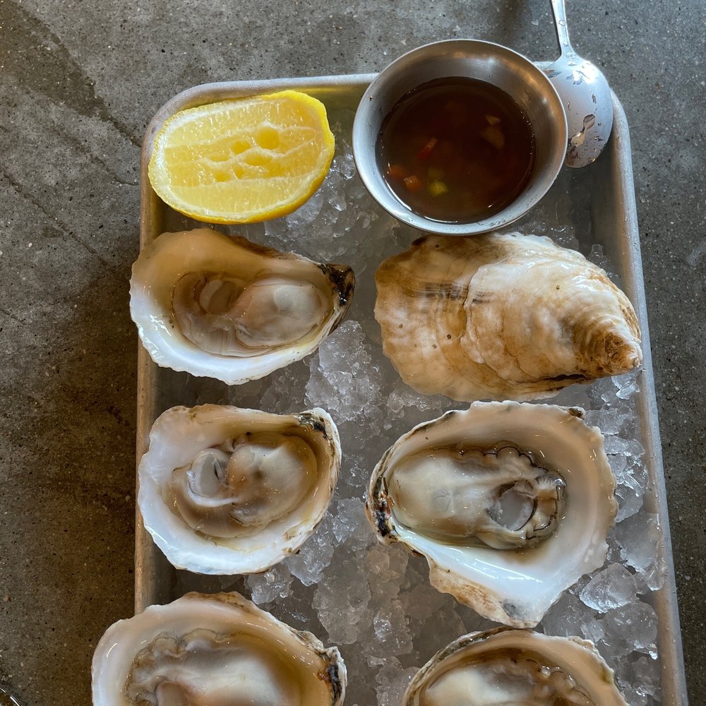 Freeport Oyster Bar - Spartans oysters - Seafood Near Me - Freeport, Maine