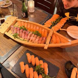 Sakekawa - Salmon sushi