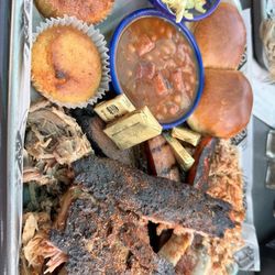 Smokey's Pub n' Grill - Ultimate Smokey's Platter