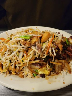 Golden Gate Restaurant by null