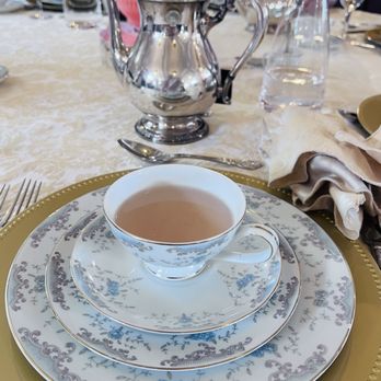 Silver Fountain Inn & Tea Parlor - Cotton candy tea - Bed & Breakfast Near Me - Dover, New Hampshire Silver Fountain Inn & Tea Parlor - Cotton candy tea - Bed & Breakfast Near Me - Dover, New Hampshire