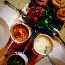 Restaurante Xapuri - Carret ao melaço - arroz, feijão, purê de mandioca com requeijão da roça e taioba refogada