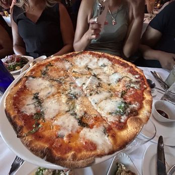 Paradiso Restaurant - Pizza Margherita - Italian Near Me - San Leandro, California Paradiso Restaurant - Pizza Margherita - Italian Near Me - San Leandro, California