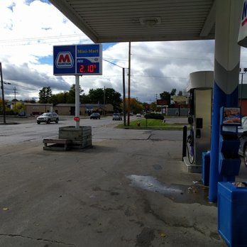 Eighth Street Marathon - View from the street. Prices are usually competitive. - Convenience Stores Near Me - Traverse City, Michigan Eighth Street Marathon - View from the street. Prices are usually competitive. - Convenience Stores Near Me - Traverse City, Michigan