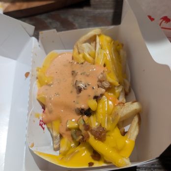 In-N-Out Burger - Burgers Near Me - Brentwood, California