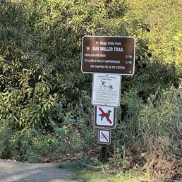Entrance to Ray Miller Trailhead Entrance to Ray Miller Trailhead