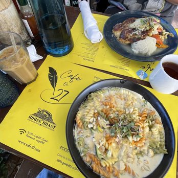 Cafe on 27 - Breakfast & Brunch Near Me - Topanga, California