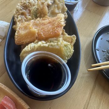 Akino - Sushi Bars Near Me - Elmhurst, New York
