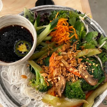 Lúa Viet Kitchen - Vegan Vermicelli Bowl - Vietnamese Near Me - Houston, Texas Lúa Viet Kitchen - Vegan Vermicelli Bowl - Vietnamese Near Me - Houston, Texas
