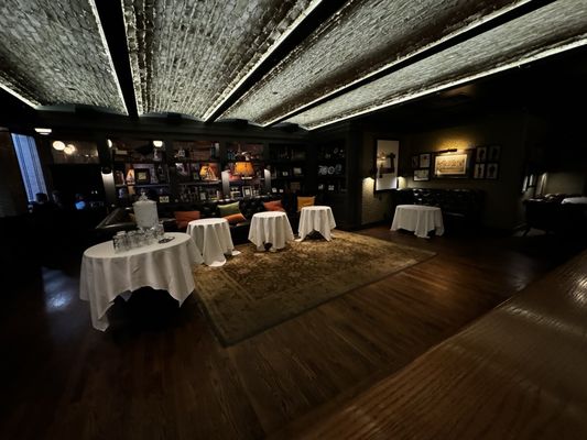 Grafton Street Pub & Grill by null