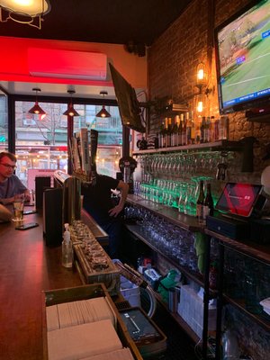 The Beer Garage by null