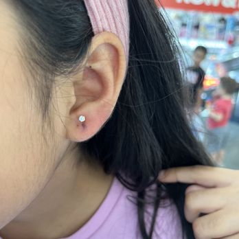 Five Below - Discount Store Near Me - San Jose, California
