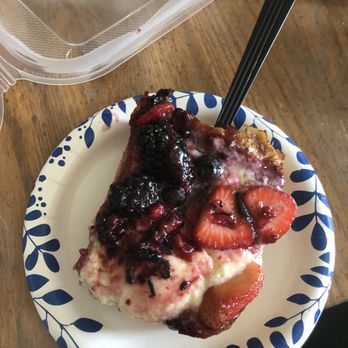 Lake St Cafe - Stuffed French toast - Breakfast & Brunch Near Me - Addison, Illinois