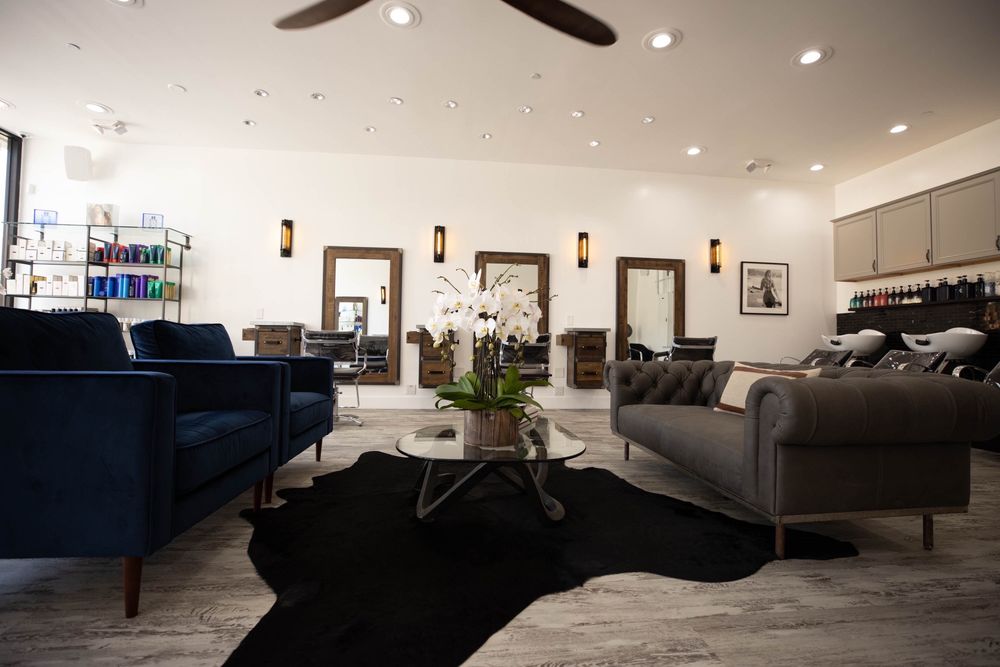 John Henry Salon, Malibu Roadtrippers