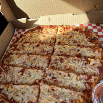 Pizza Twist - Vegan Cheese Garlic Breadsticks - Pizza Near Me - Sacramento, California Pizza Twist - Vegan Cheese Garlic Breadsticks - Pizza Near Me - Sacramento, California
