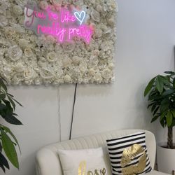 Aparnaz Lash & Brow Bar