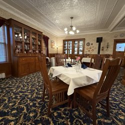 The Historic Elk Mountain Hotel - Dining room