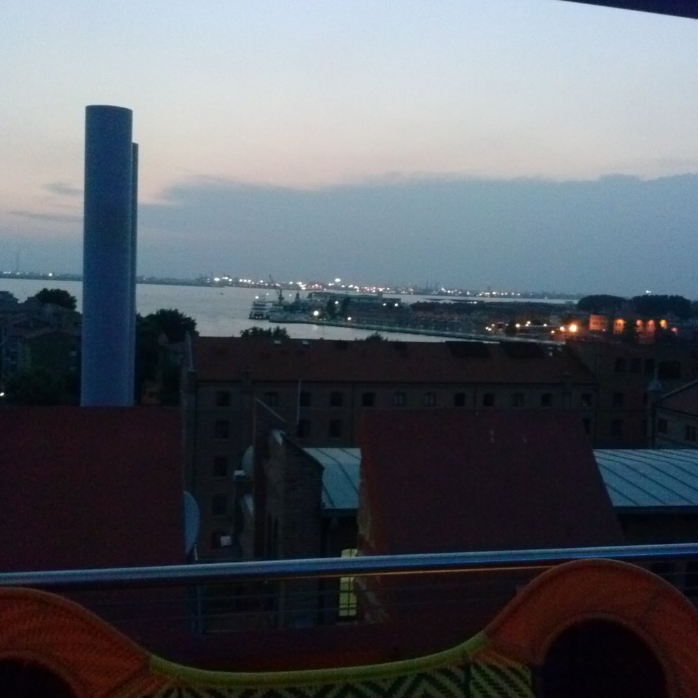 Skyline Rooftop Bar - Looking west - Cocktail Bars Near Me - Venezia, VE