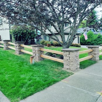 J Zamora Construction - Front yard fence - Landscape Architects or Designers Near Me - Covington, Washington
