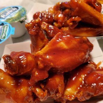 Beef 'O' Brady's - Honey BBQ and Kentucky Bourbon wings - Pubs Near Me - Bainbridge, Georgia