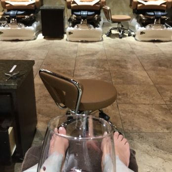Caesars Nails & Day Spa - Nail Salons Near Me - Eugene, Oregon