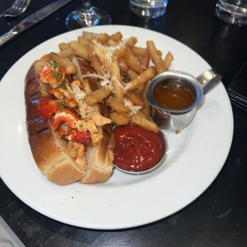 Ampersea - Lobster roll - New American Near Me - Baltimore, Maryland Ampersea - Lobster roll - New American Near Me - Baltimore, Maryland