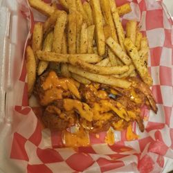 La Billiards Bar & Grill - Bang bang shrimp is a joke