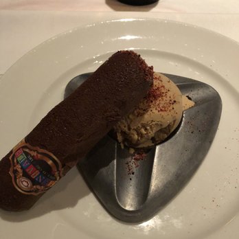 Carnivale Chicago - Cuban cigar - Latin American Near Me - Chicago, Illinois