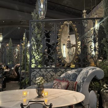 Vanderpump A Paris - Decor - French Near Me - Las Vegas, Nevada Vanderpump A Paris - Decor - French Near Me - Las Vegas, Nevada