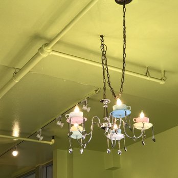 Cafe 222 - Funky art - Breakfast & Brunch Near Me - San Diego, California